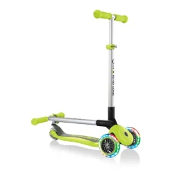 Authentic Globber - Primo Foldalble Leuchtrollen, grün | Teddy Toys Kinderwelt