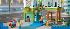 LEGO® City 60365 Appartementhaus | Teddy Toys Kinderwelt