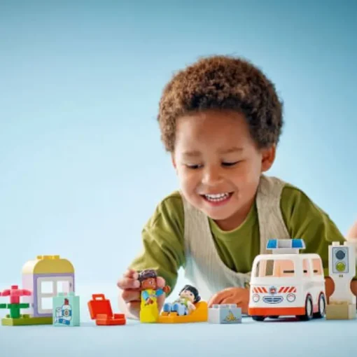 LEGO® DUPLO 10447 Rettungswagen mit Fahrer | Teddy Toys Kinderwelt