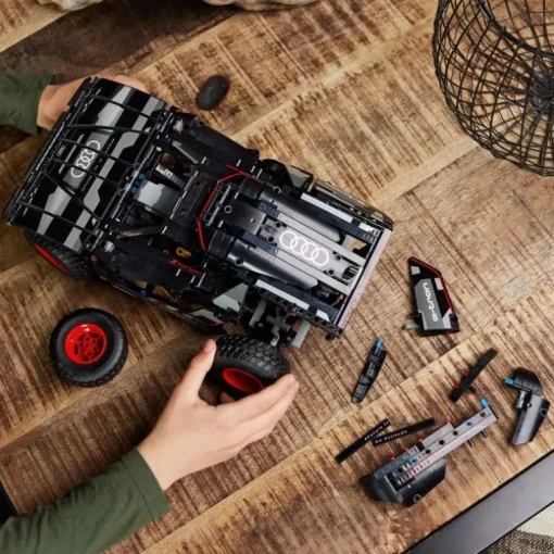 LEGO® Technic 42160 Audi RS Q e-tron | Teddy Toys Kinderwelt
