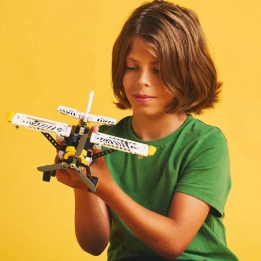 LEGO® Technic - Propellerflugzeug | Teddy Toys Kinderwelt